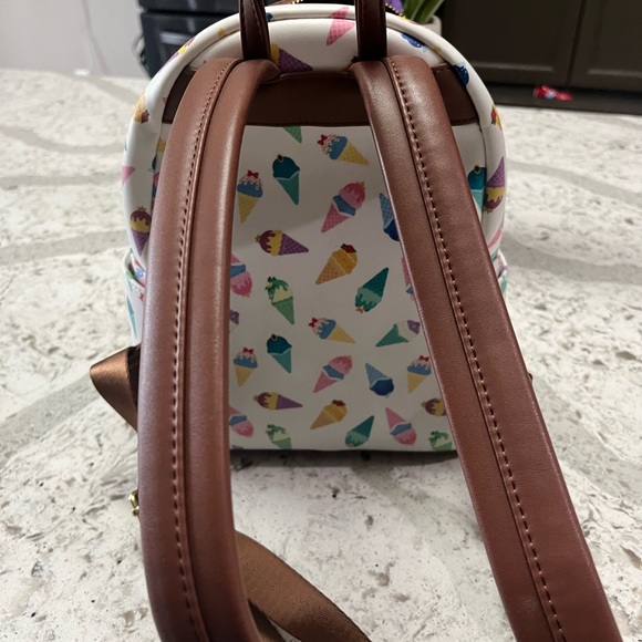 Disney Loungefly backpack - Picture 6 of 8